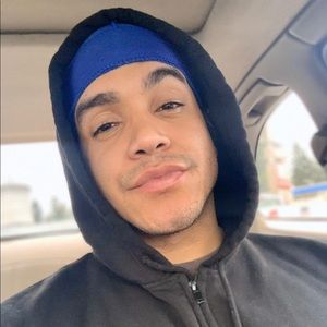 Meet your Posher, Micah